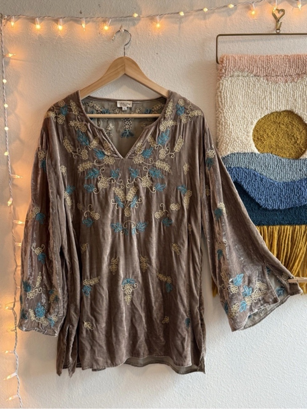 Tasha Polizzi Women’s Top Blouse Size XL Brown Floral Western Boho